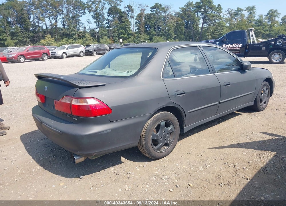 2000 HONDA ACCORD 2.3 EX VIN: 1HGCG6678YA100080