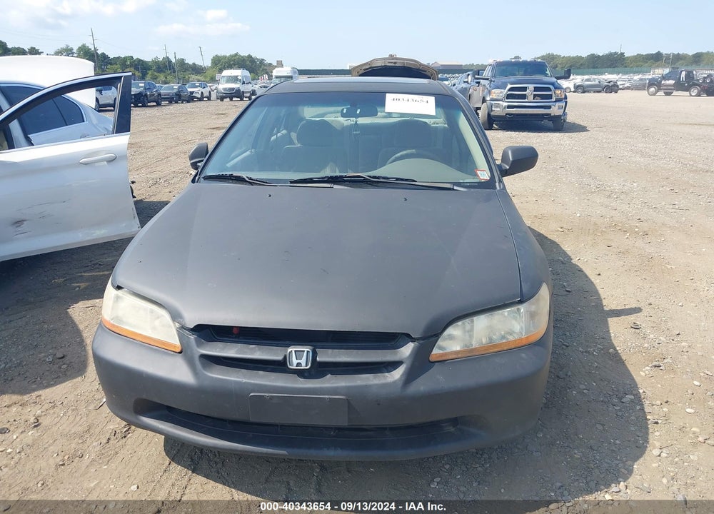 2000 HONDA ACCORD 2.3 EX VIN: 1HGCG6678YA100080