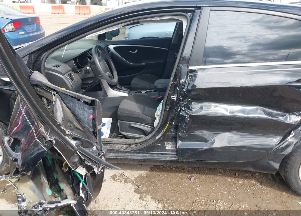 2014 HYUNDAI ELANTRA GT VIN: KMHD35LH4EU225427
