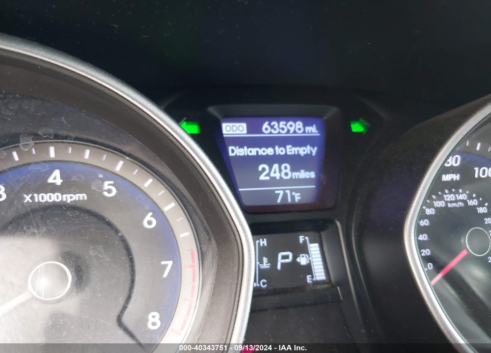 2014 HYUNDAI ELANTRA GT VIN: KMHD35LH4EU225427