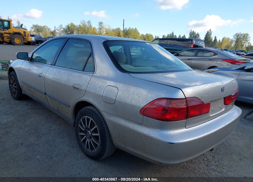 1999 HONDA ACCORD LX VIN: JHMCG5649XC058647