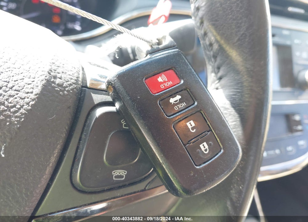 2015 TOYOTA AVALON VIN: 4T1BK1EB4FU138608