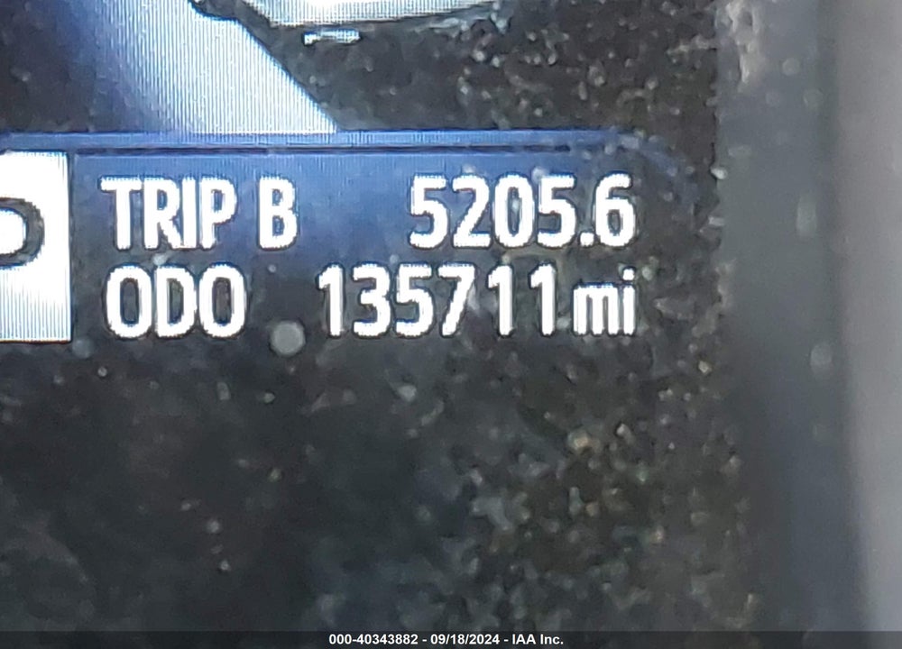 2015 TOYOTA AVALON VIN: 4T1BK1EB4FU138608