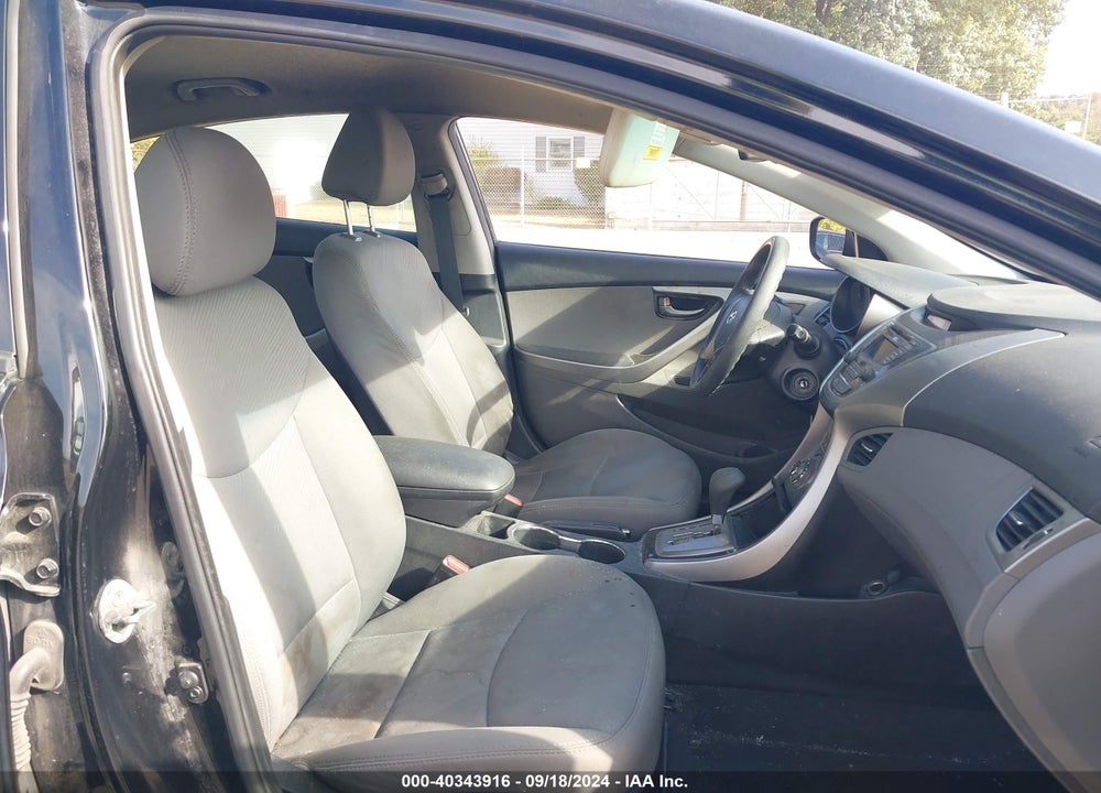 2013 HYUNDAI ELANTRA GLS VIN: 5NPDH4AE5DH228242