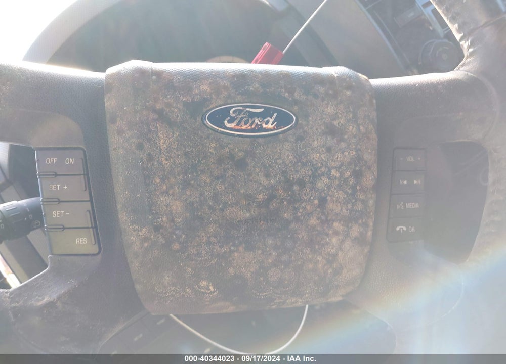 2010 FORD ESCAPE LIMITED VIN: 1FMCU9EG0AKC72870