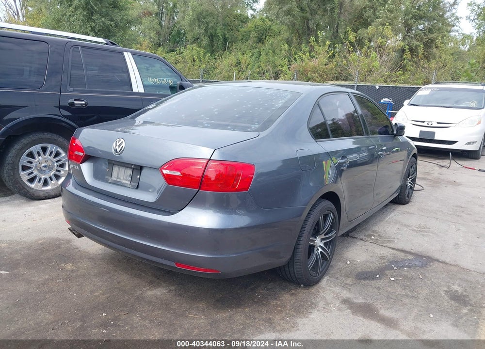 2013 VOLKSWAGEN JETTA 2.0L S VIN: 3VW2K7AJ2DM288414