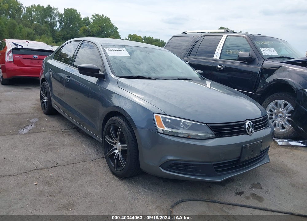 2013 VOLKSWAGEN JETTA 2.0L S VIN: 3VW2K7AJ2DM288414