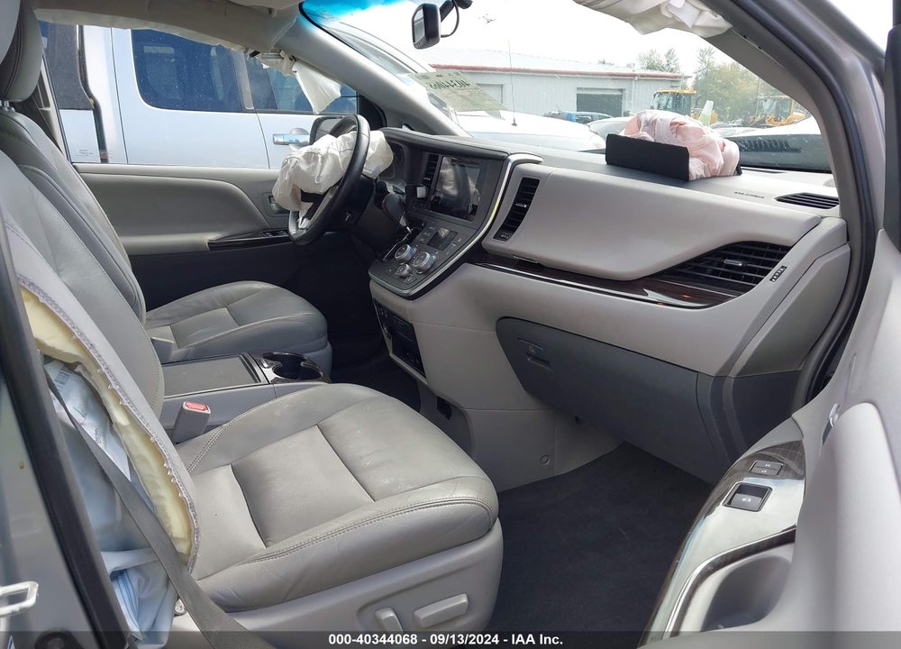2015 TOYOTA SIENNA XLE PREMIUM 7 PASSENGER VIN: 5TDDK3DC9FS114859