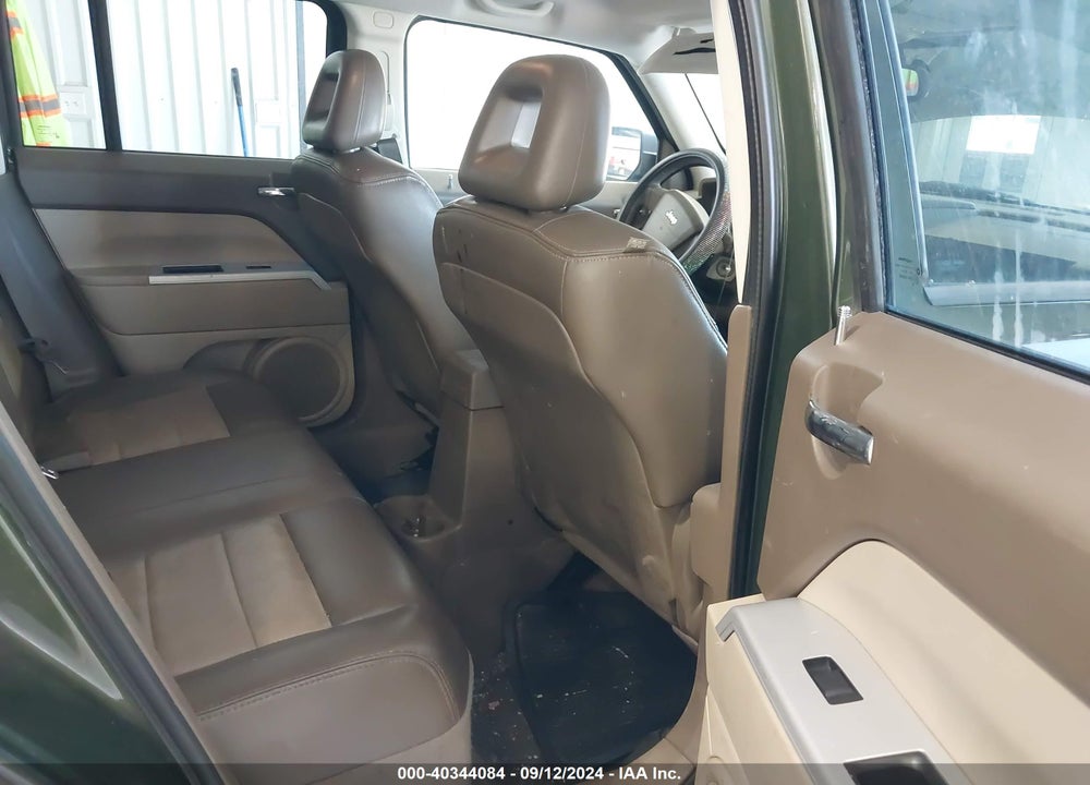 2008 JEEP PATRIOT VIN: 1J8FF48W98D758988