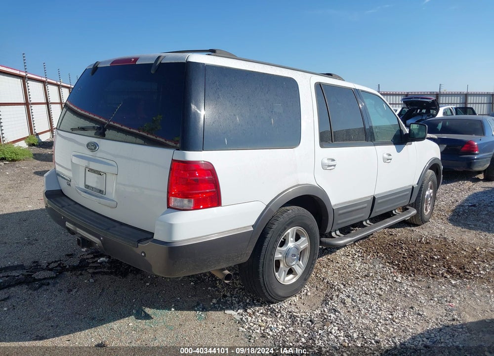 2004 FORD EXPEDITION XLT VIN: 1FMFU15L24LA59395