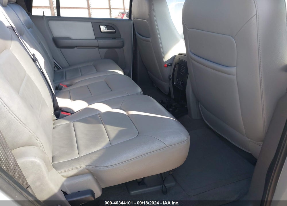 2004 FORD EXPEDITION XLT VIN: 1FMFU15L24LA59395