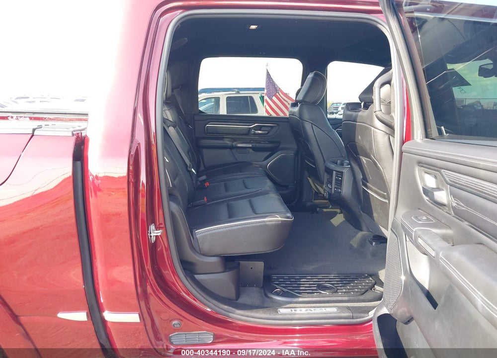 2020 RAM 1500 LIMITED 4X4 5'7 BOX VIN: 1C6SRFHT0LN258422