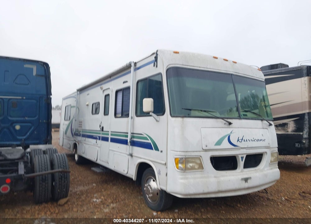 1999 FORD F550 SUPER DUTY STRIPPED CHASS VIN: 3FCMF53S9XJA10903