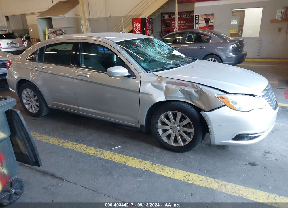 2012 CHRYSLER 200 TOURING VIN: 1C3CCBBG3CN164607