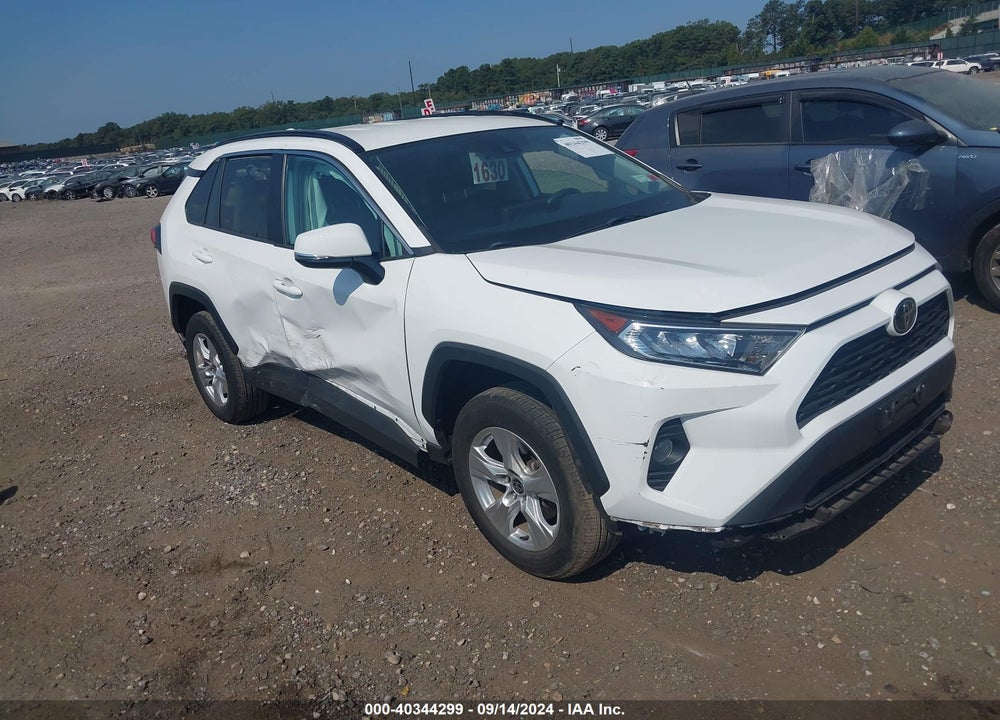 2021 TOYOTA RAV4 XLE VIN: 2T3P1RFV4MC226287