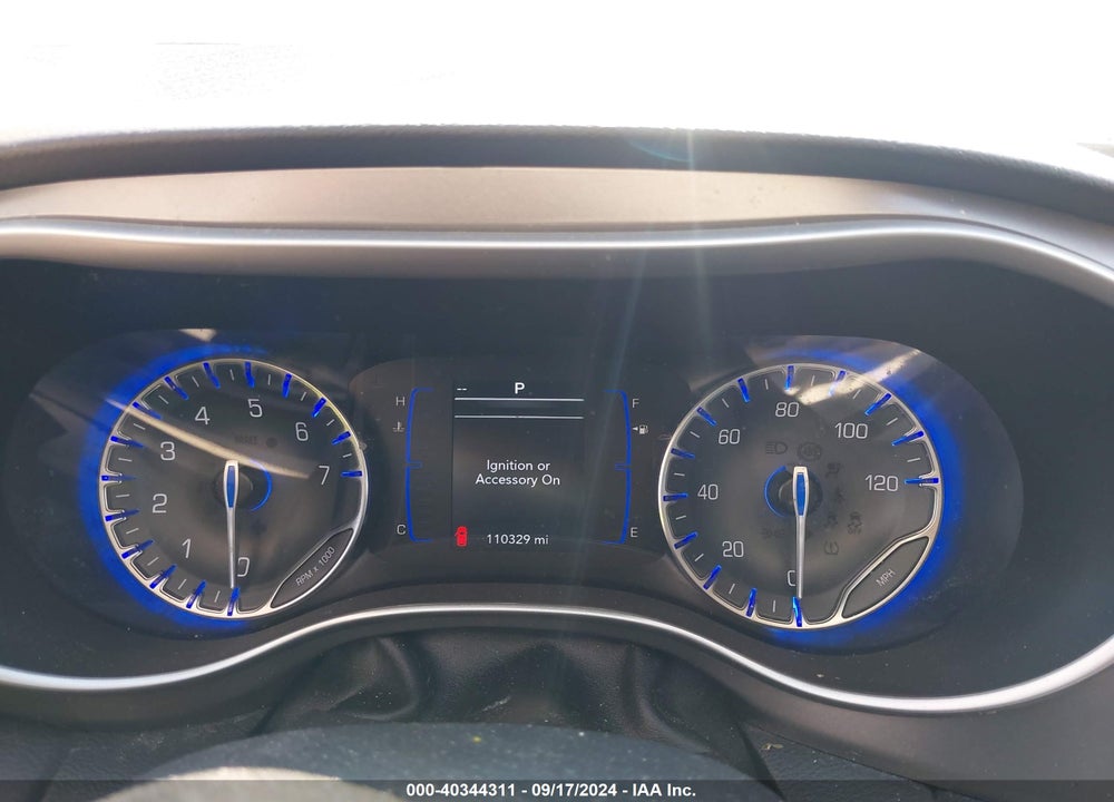 2020 CHRYSLER PACIFICA TOURING L VIN: 2C4RC1BGXLR285153