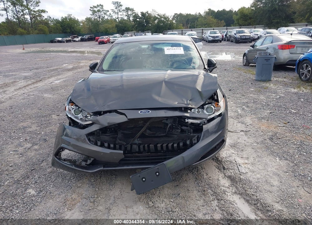 2018 FORD FUSION S VIN: 3FA6P0G79JR179445