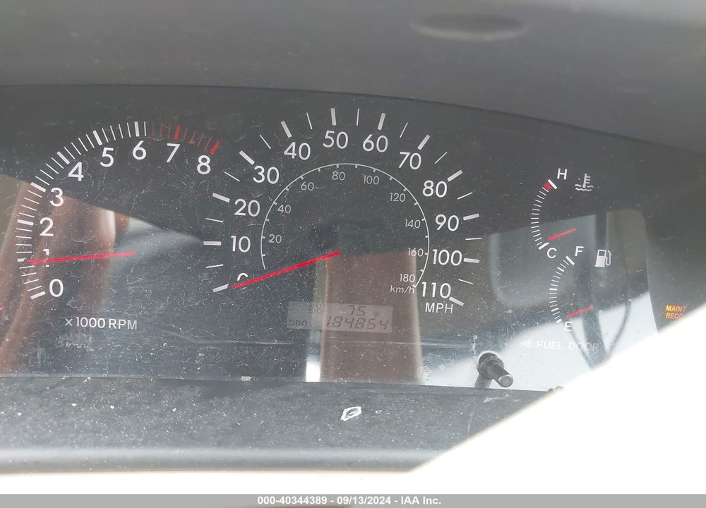2005 TOYOTA COROLLA LE VIN: 1NXBR30E45Z476453