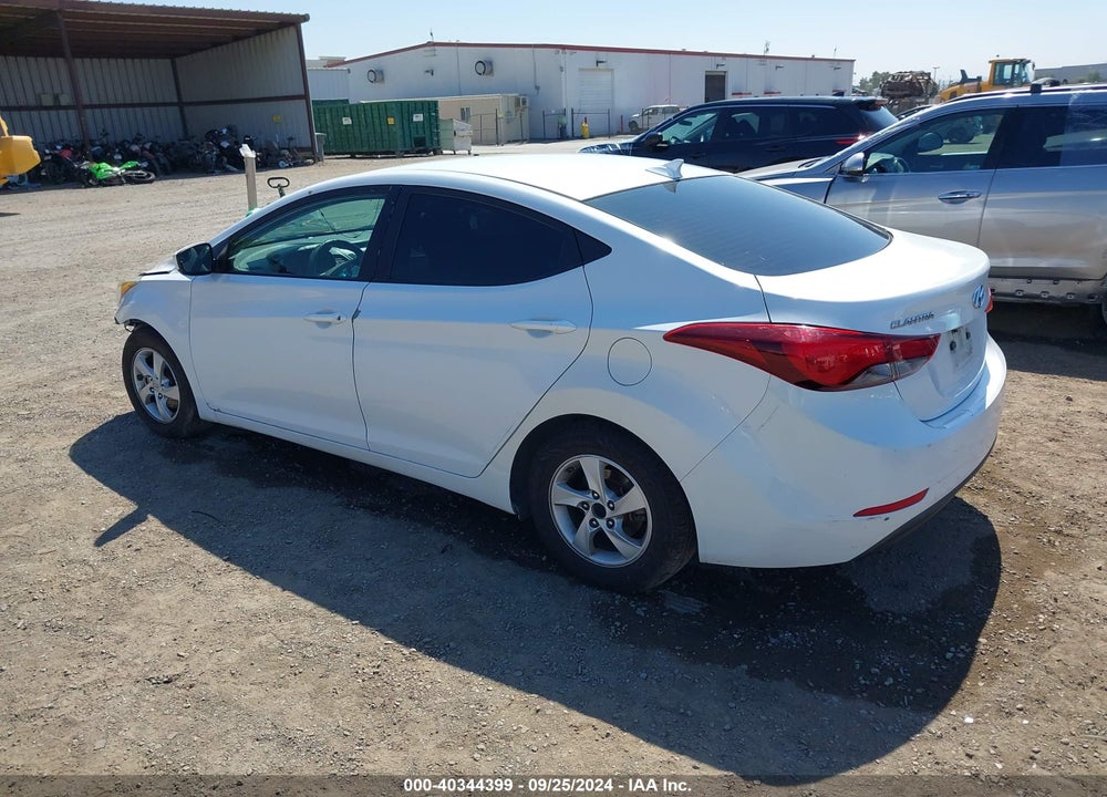 2015 HYUNDAI ELANTRA SE VIN: 5NPDH4AE6FH585870