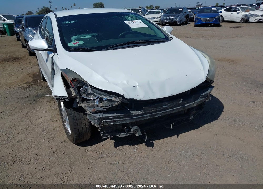 2015 HYUNDAI ELANTRA SE VIN: 5NPDH4AE6FH585870