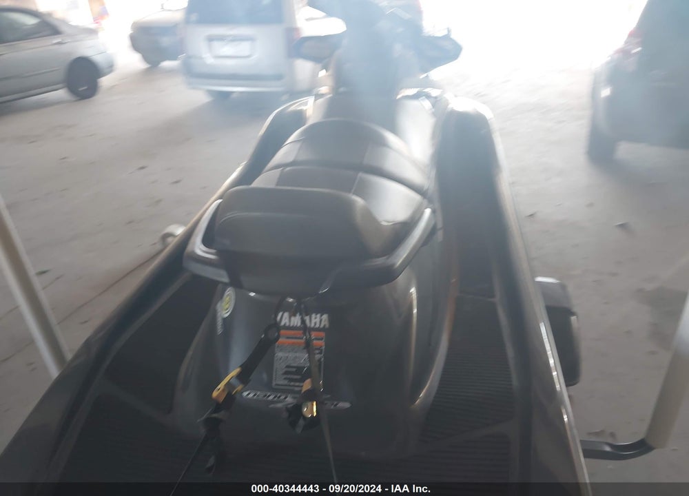 2017 YAMAHA JETSKI VIN: HINYAMA2988E717