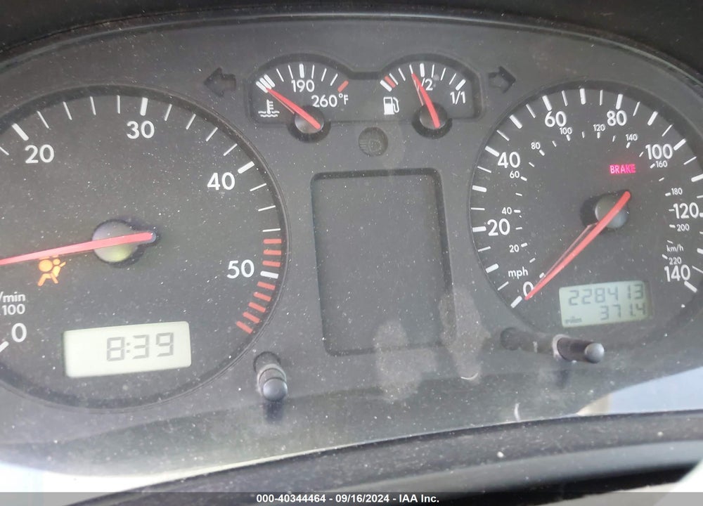 2003 VOLKSWAGEN GOLF GLS TDI VIN: 9BWGP61J234013114