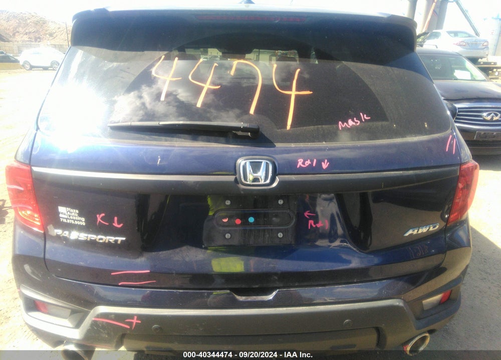 2022 HONDA PASSPORT VIN: 5FNYF8H50NB006065