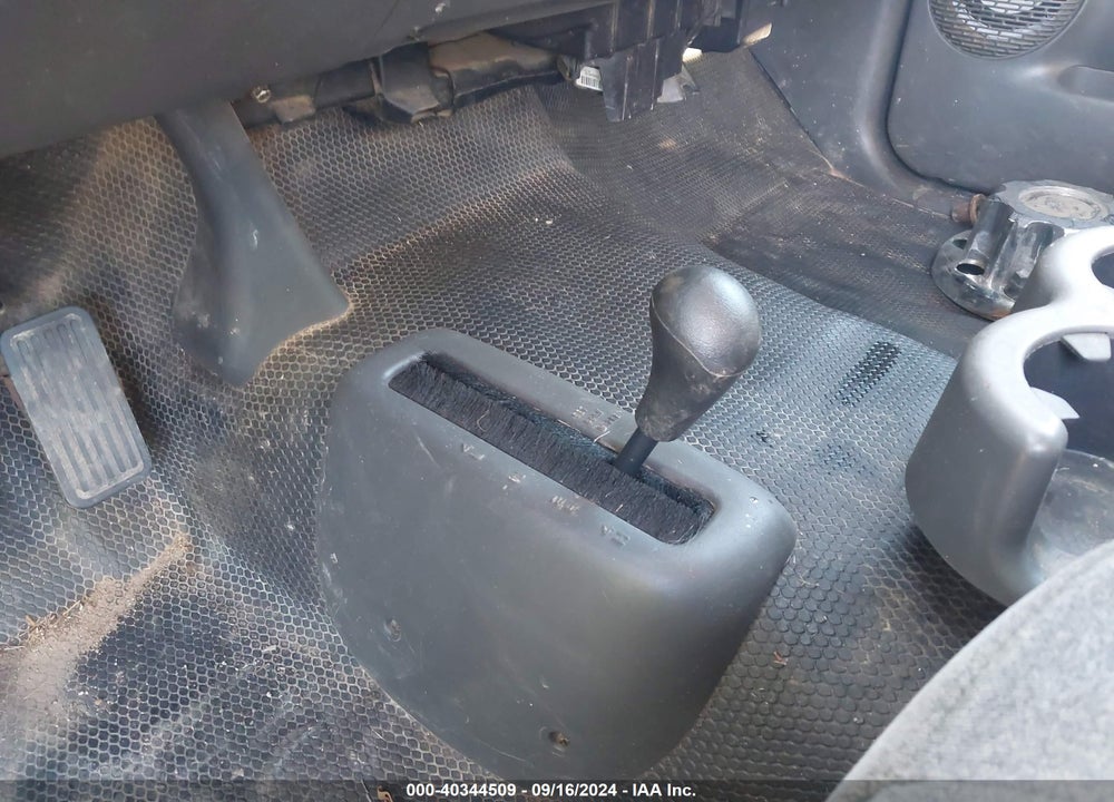 2004 GMC SIERRA 3500 CHASSIS VIN: 1GDJK34U94E353872