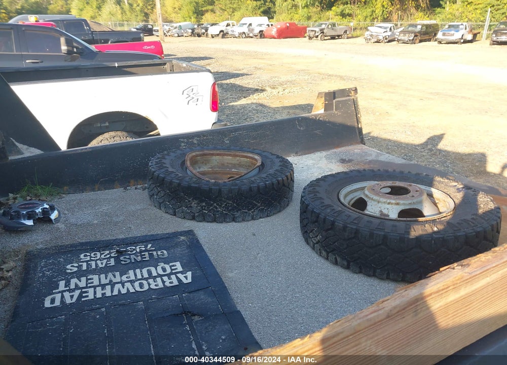 2004 GMC SIERRA 3500 CHASSIS VIN: 1GDJK34U94E353872