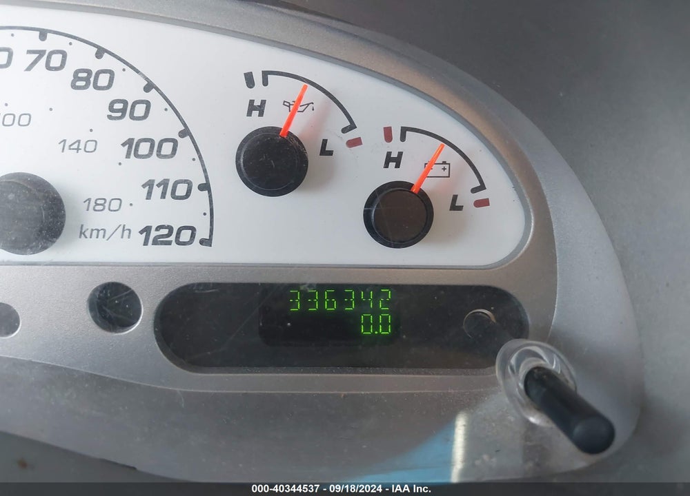 2005 FORD EXPLORER SPORT TRAC ADRENALIN/XLS/XLT VIN: 1FMZU67KX5UA48588