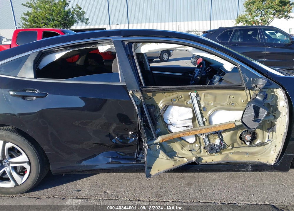 2017 HONDA CIVIC LX VIN: 2HGFC2F59HH514275