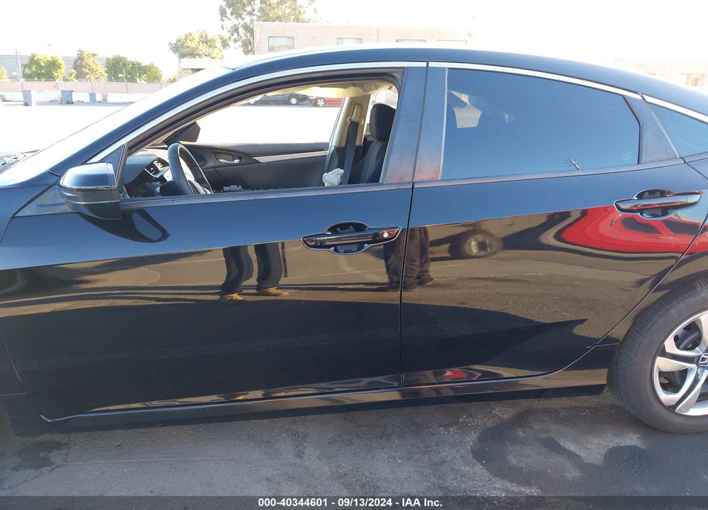 2017 HONDA CIVIC LX VIN: 2HGFC2F59HH514275