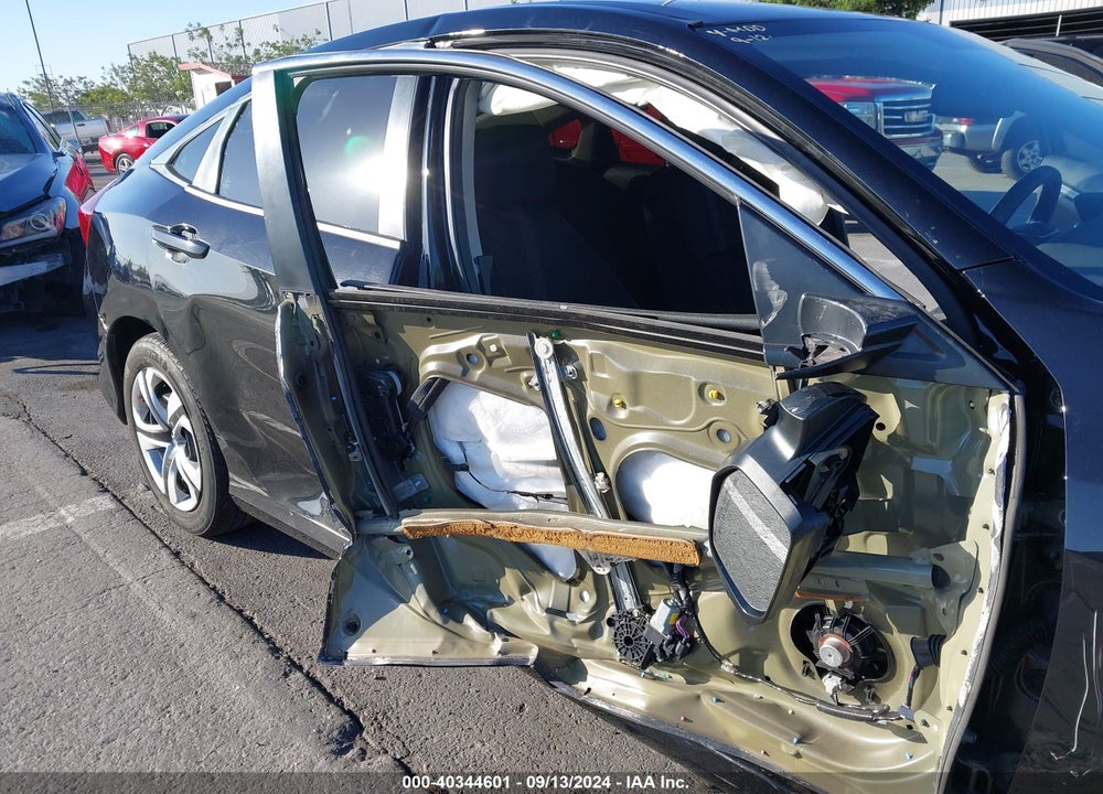 2017 HONDA CIVIC LX VIN: 2HGFC2F59HH514275
