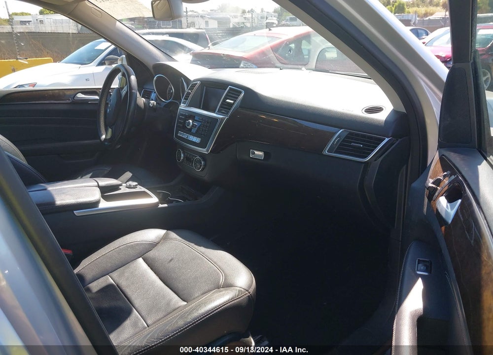 2015 MERCEDES-BENZ ML 350 4MATIC VIN: 4JGDA5HB8FA460667
