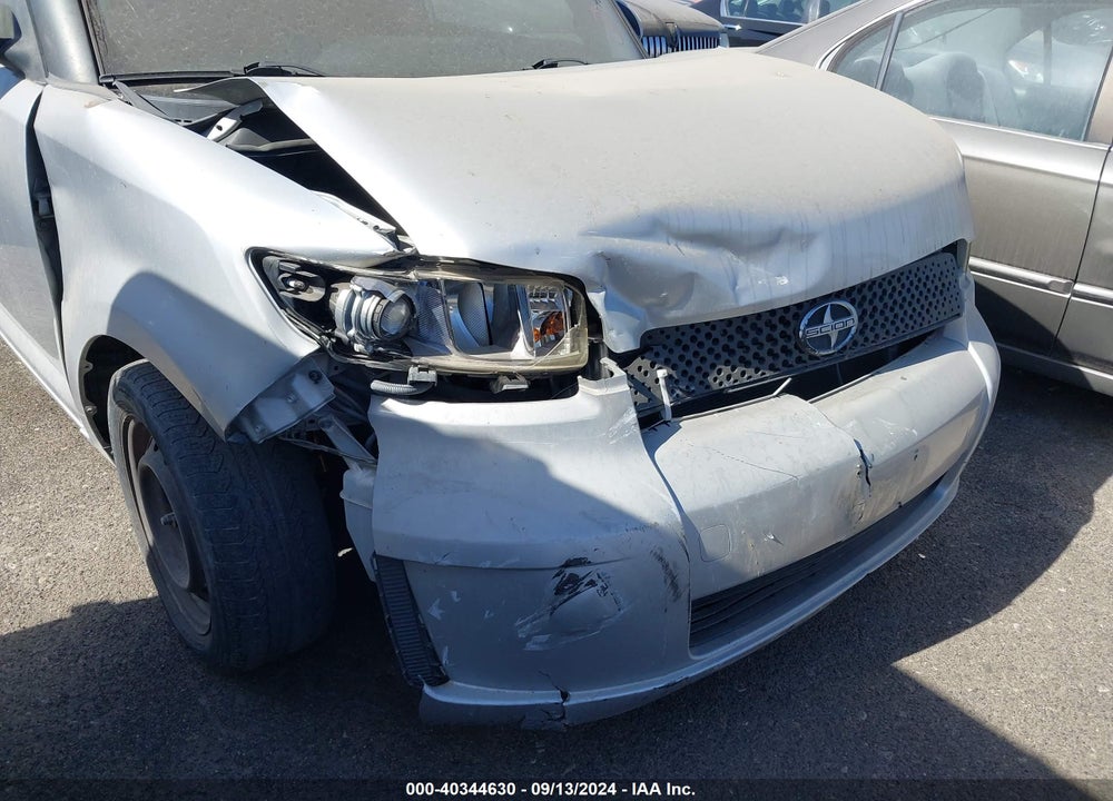 2008 SCION XB VIN: JTLKE50E581016742