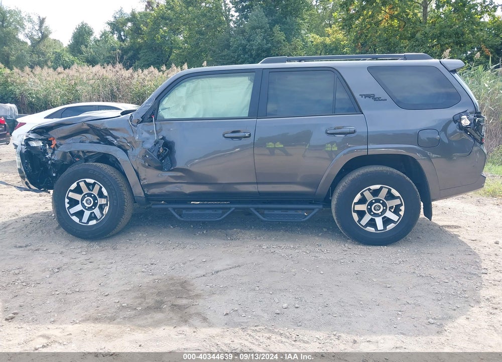 2023 TOYOTA 4RUNNER TRD OFF ROAD PREMIUM VIN: JTERU5JR2P6167355