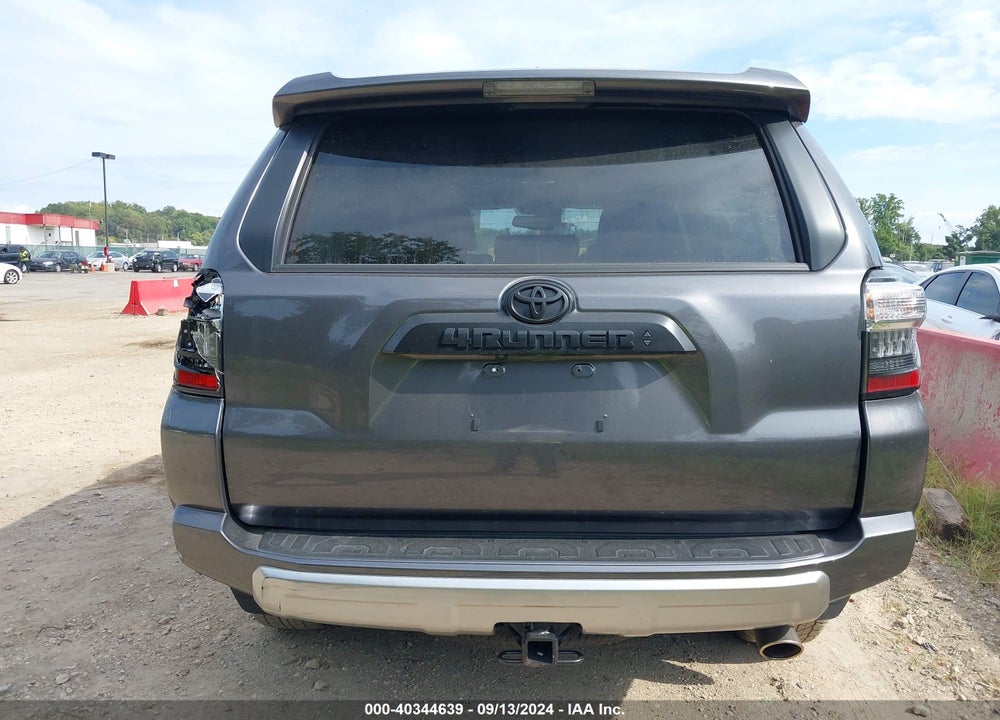 2023 TOYOTA 4RUNNER TRD OFF ROAD PREMIUM VIN: JTERU5JR2P6167355