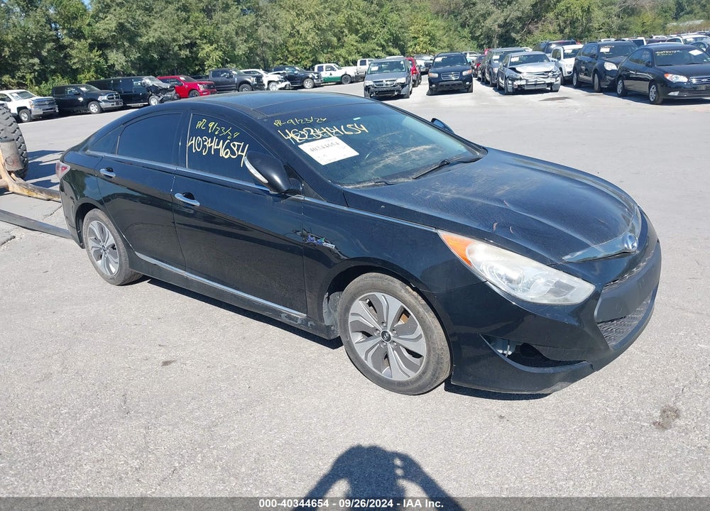 2015 HYUNDAI SONATA HYBRID LIMITED VIN: KMHEC4A4XFA122062