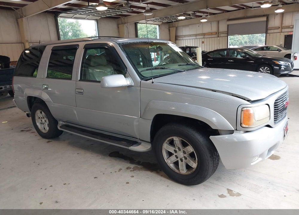 2000 GMC YUKON DENALI VIN: 1GKEK13RXYR123865