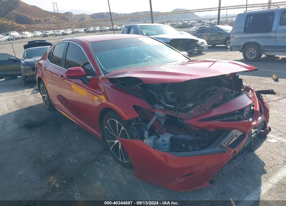 2019 TOYOTA CAMRY SE VIN: 4T1B11HK5KU235339