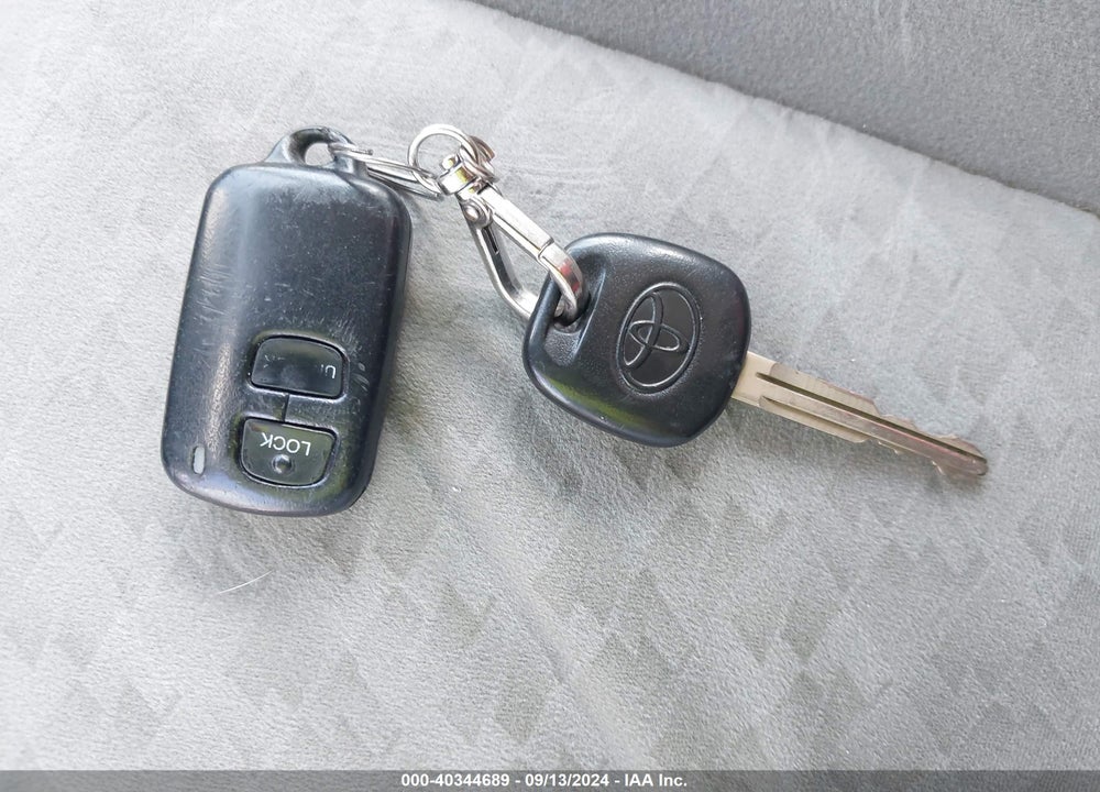 2009 TOYOTA COROLLA LE VIN: 1NXBU40E29Z067555