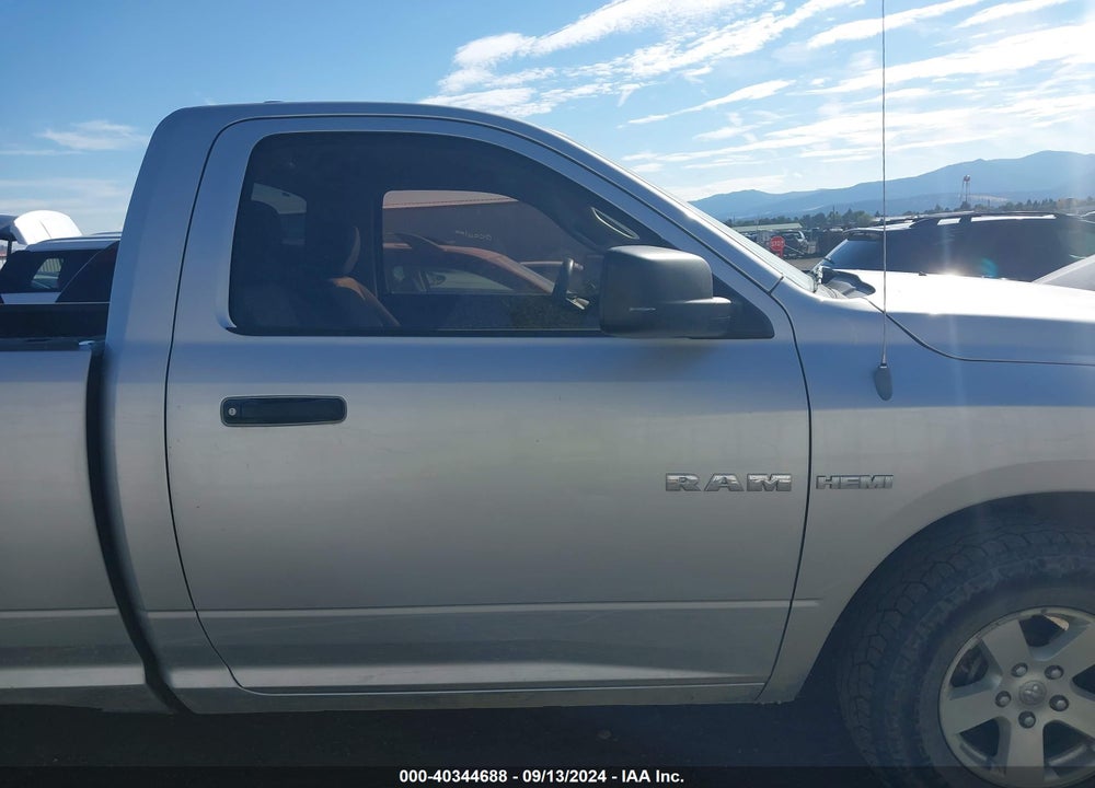 2010 DODGE RAM 1500 VIN: 3D7JV1ET4AG106498