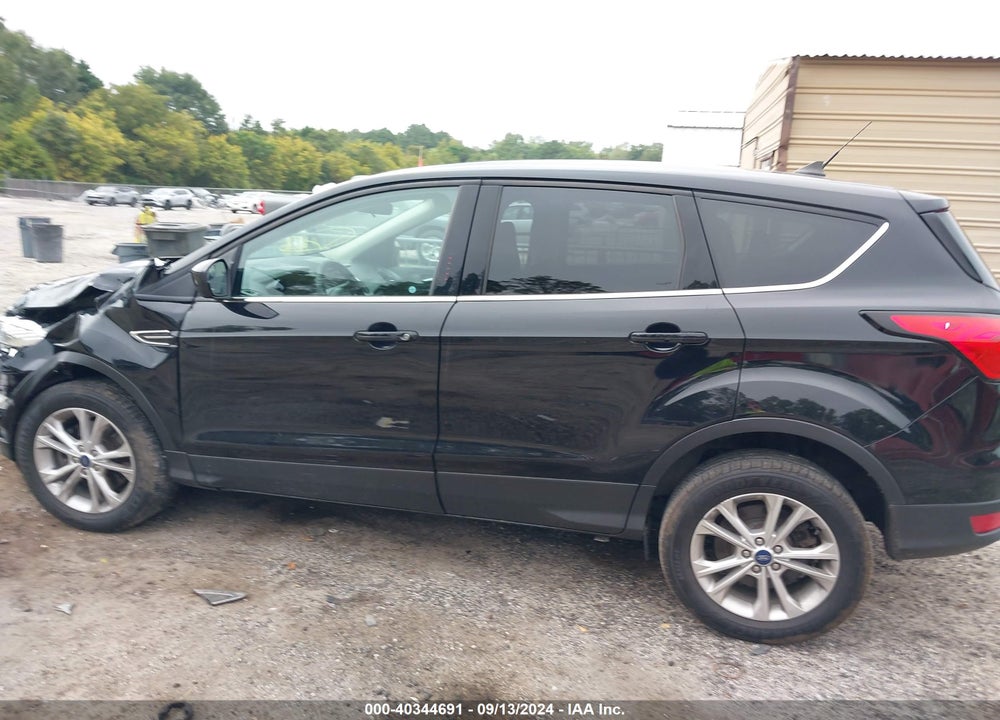 2019 FORD ESCAPE SE VIN: 1FMCU9GD6KUA25927