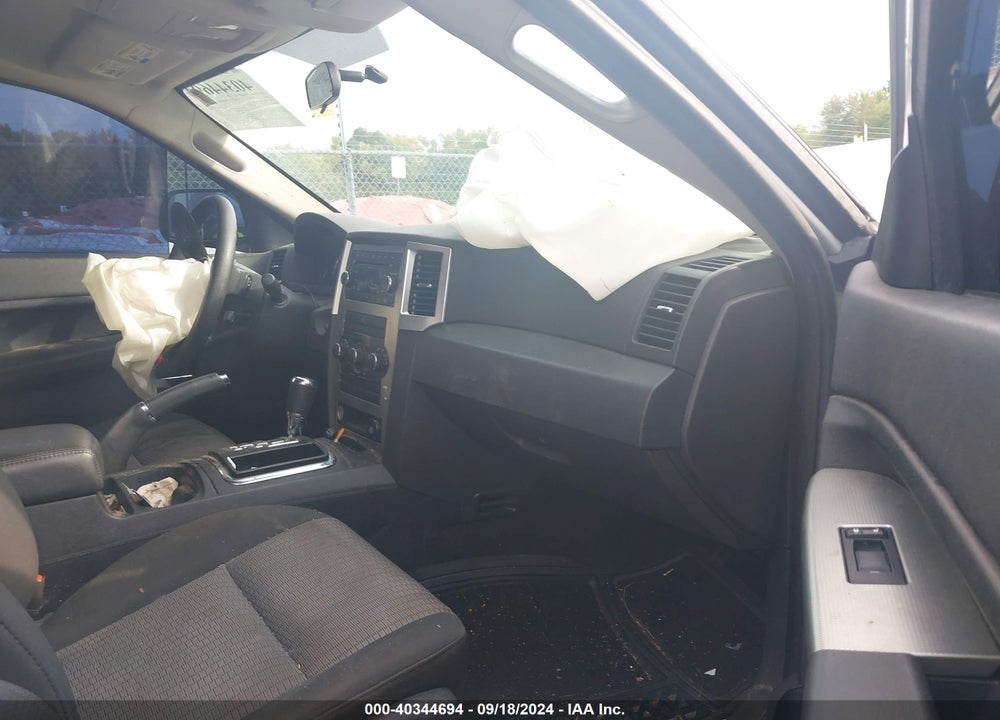 2010 JEEP GRAND CHEROKEE LAREDO VIN: 1J4PR4GKXAC100412