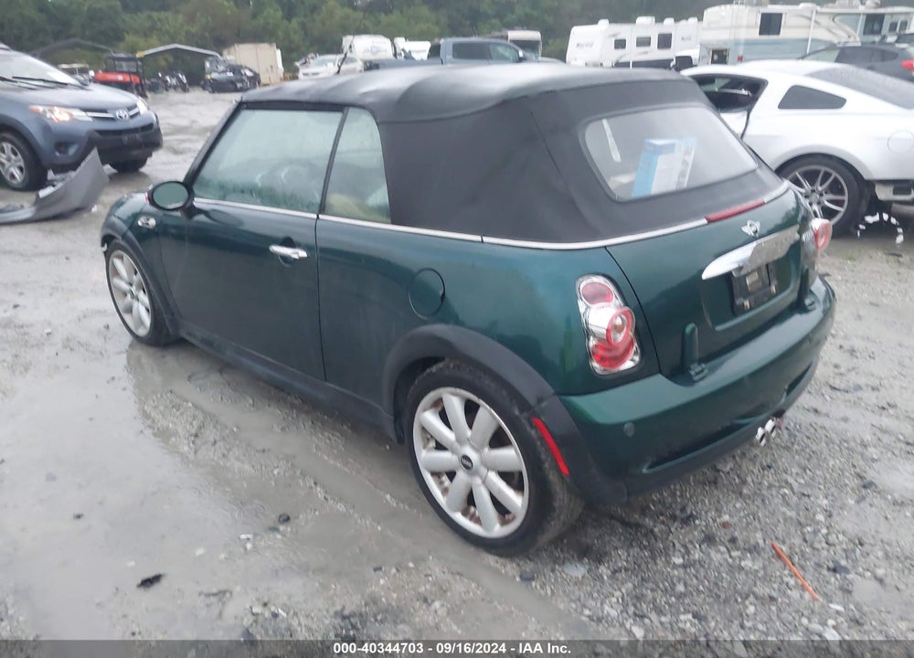 2006 MINI COOPER S VIN: WMWRH33556TF88705