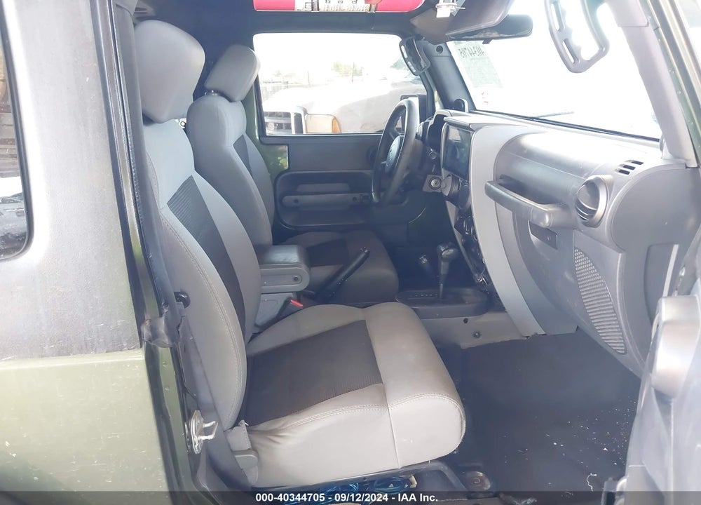 2009 JEEP WRANGLER X VIN: 1J4FA241X9L733913