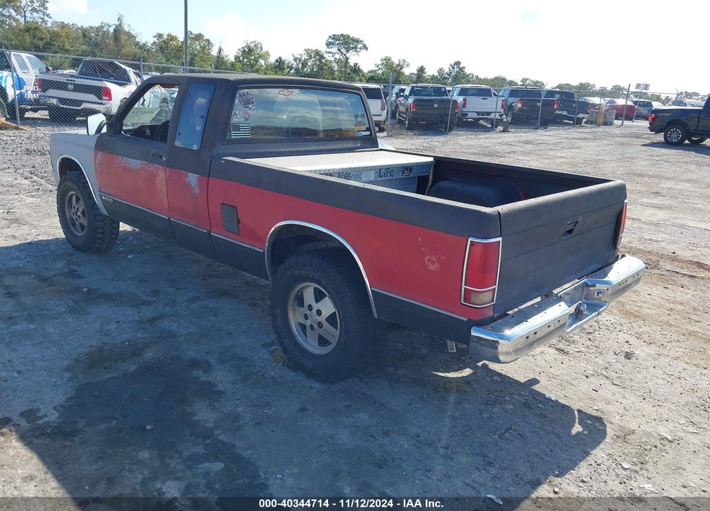 1991 CHEVROLET S TRUCK S10 VIN: 1GCCT19Z6M8282504