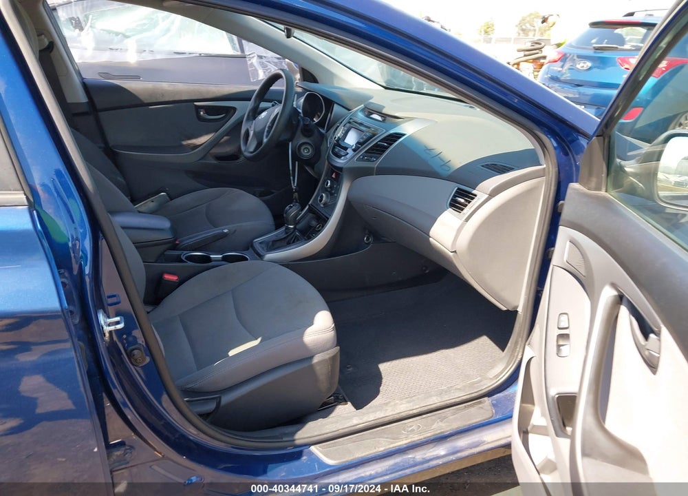 2015 HYUNDAI ELANTRA SE VIN: 5NPDH4AE2FH598115