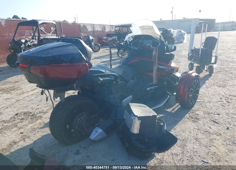 2024 CAN-AM SPYDER ROADSTER RT/RT LIMITED VIN: 2BXNBDD22RV000434