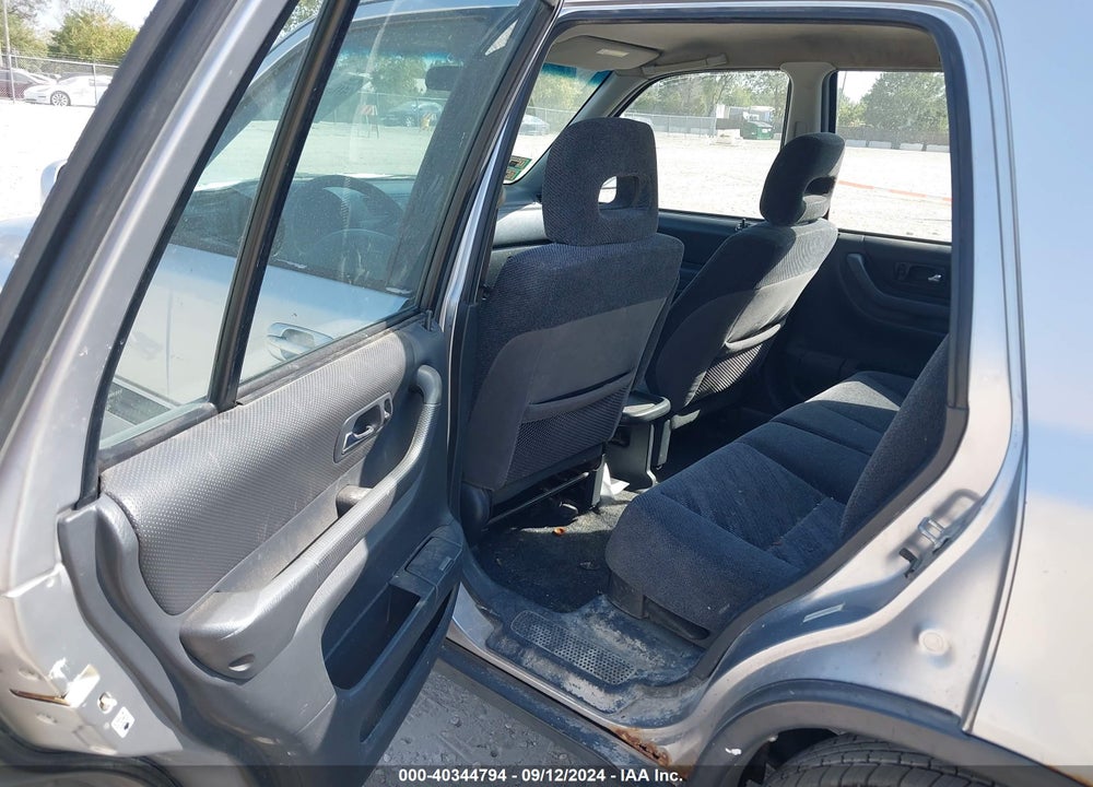 2001 HONDA CR-V EX VIN: JHLRD18691C014928